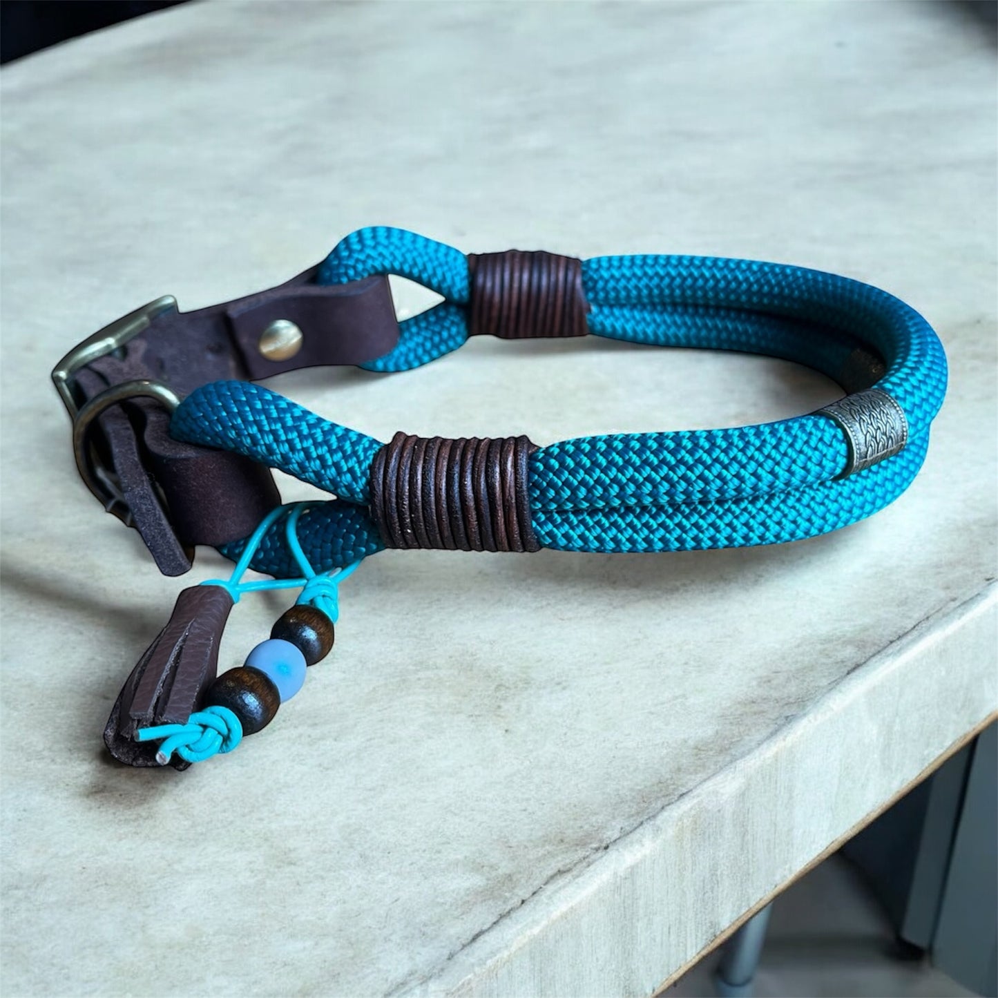 Türkis / Blaues Halsband